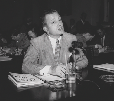 Figure 28.15 One of the original Hollywood Ten, director Edward Dmytryk publicly announced he had once been a Communist and, in April 1951, answered questions and “named names” before the House Committee on Un-American Activities.